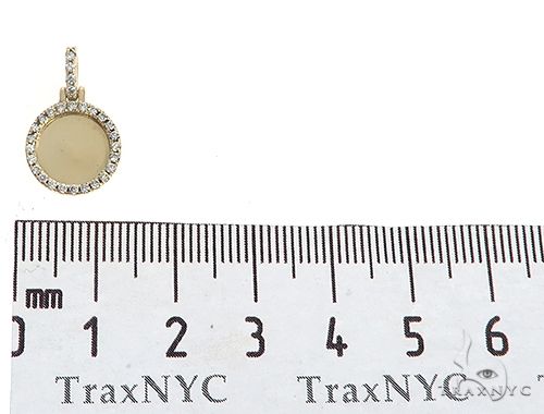 14K Yellow Gold Customizable Photo Pendant 0.50 Inch, photo 5 of 6