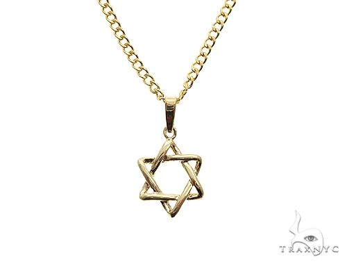14K yellow gold Star of David pendant set — front-facing view showing geometric six-pointed star form