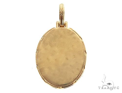 18K Yellow Gold Oval Special Edition Photo Pendant Engraved Frame 65313 - Image 3