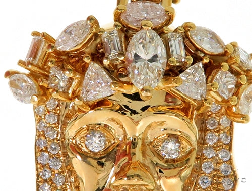 14K Yellow Gold Prong Diamond Jesus Pendant, photo 5 of 9