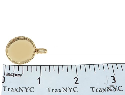 14K Yellow Gold Special Edition Round Photo Pendant Edged Frame 65312 - Image 7
