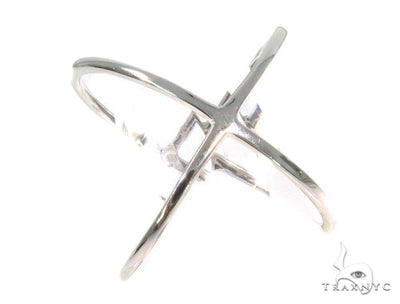 14k White Gold 'X' Ring 44520 - Image 1