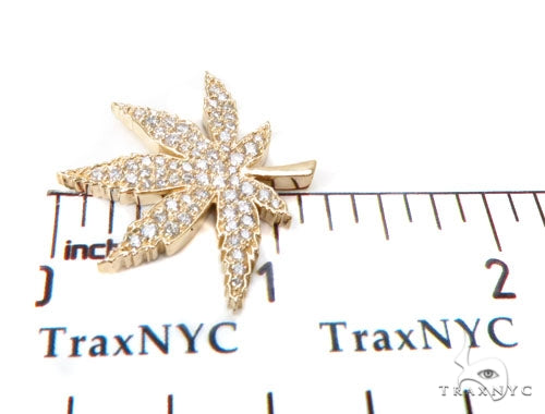 14k Diamond Maple Leaf Pendant 39993 - Image 8