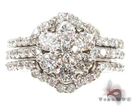 Flower Diamond Ring Set 17033 - Image 2