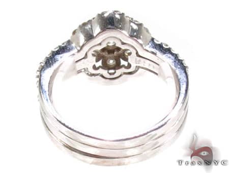 Flower Diamond Ring Set 17033 - Image 9