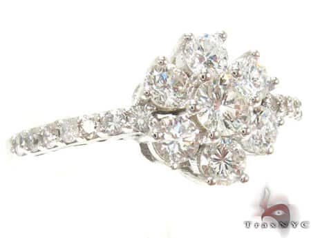 Flower Diamond Ring Set 17033 - Image 5