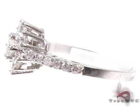 Flower Diamond Ring 17034 - Image 5