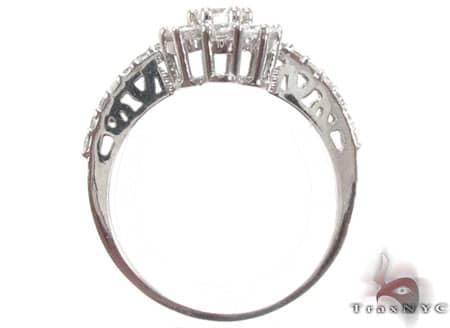 Flower Diamond Ring 17034 - Image 6