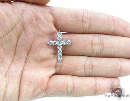 Cougar Diamond Cross Crucifix 17144 - Image 7