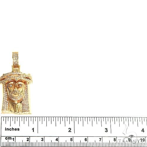 18K Gold Diamond Jesus Pendant 67720 - Image 4