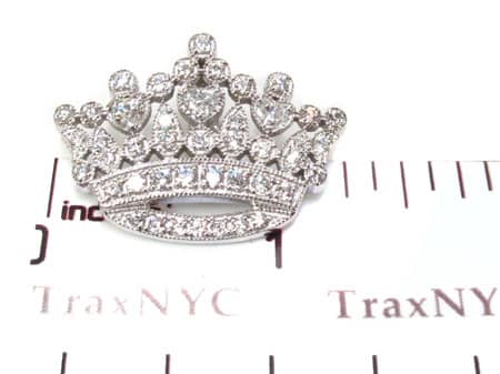 Crown Pendant 19142 | TraxNYC