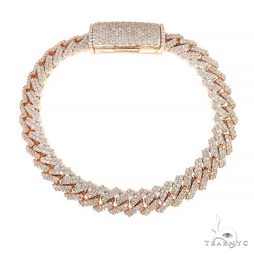 2 row prong set diamond Cuban link bracelet in yellow gold – double row of round diamonds, close-up face view