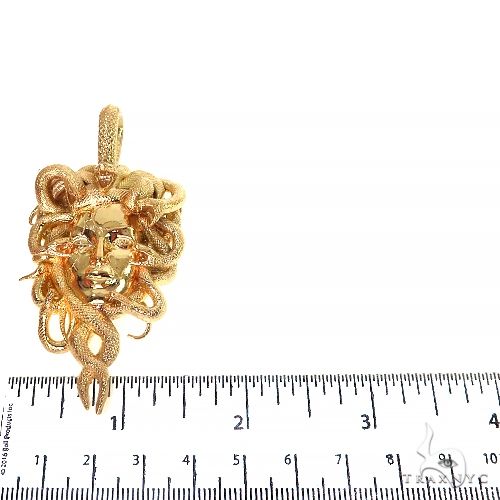 22K Gold Medusa Pendant 68015 - Image 6