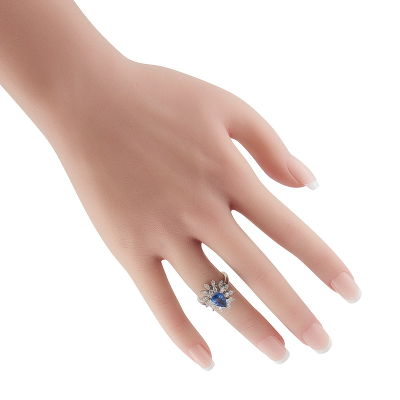 Tiffany & Co. Platinum 1.35ct Diamond and Sapphire Ring TI03-040626
