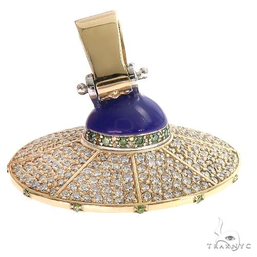 3D UFO Glow In The Dark Enamel Pendant 67060 - Image 3