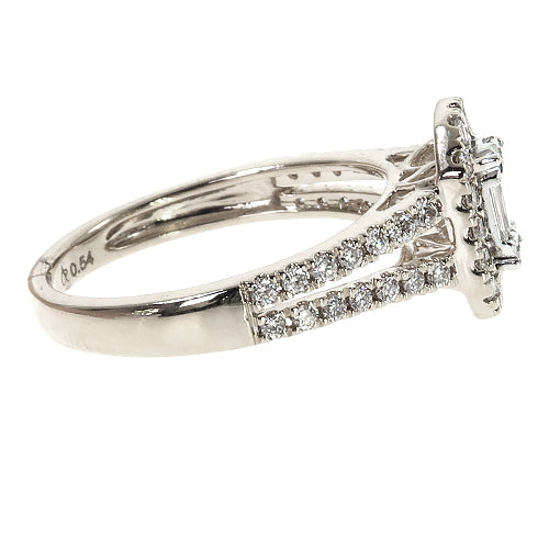 Baguette Diamond Engagement Ring in 14K gold, view 4