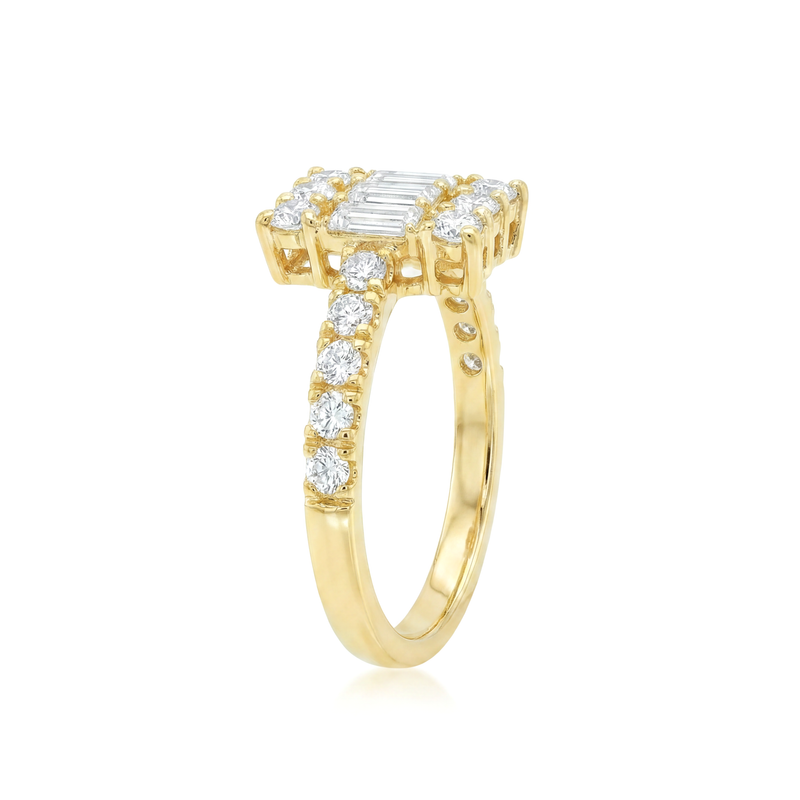 Baguette Diamond Engagement Ring in 14K gold, view 4