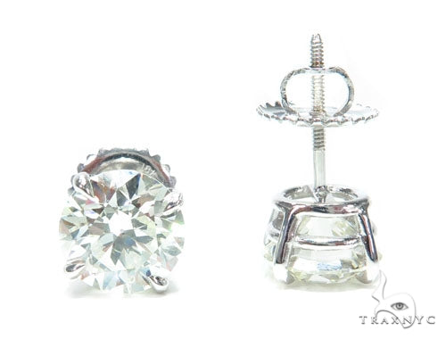 Classic Diamond Stud Earrings 41653 - Image 4 [FILE:41653_image_04_3c1c1842.jpg]
