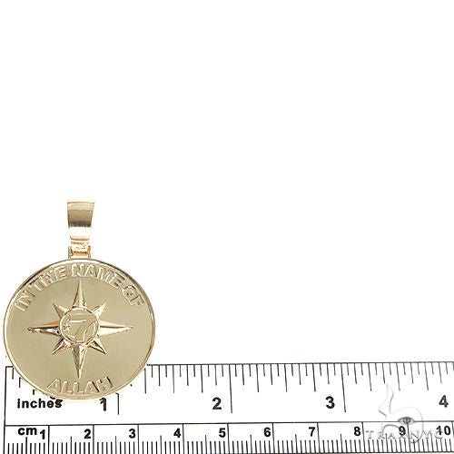 14K Gold 5 Percent Universal Flag Pendant, photo 6 of 6