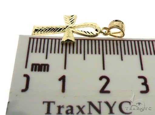 10K Gold Small Ankh Cross Crucifix 57104