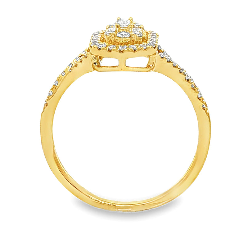 18k Gold Baguette Diamond Ring 67028