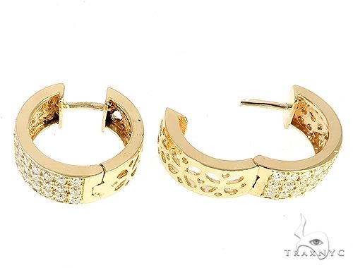 14K Yellow Gold Uniqua Hoops 65132 - Image 5 [FILE:65132_image_05_419f5f43.jpg]