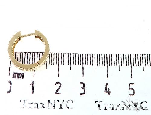 14K Yellow Gold Uniqua Hoops 65132 - Image 6 [FILE:65132_image_06_437929e3.jpg]