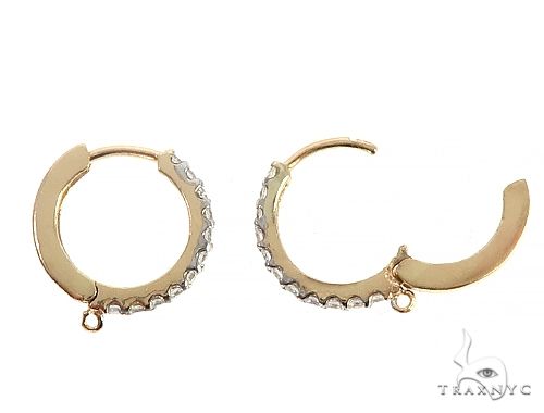 14K Yellow Gold Diamond Hoop Earrings 65339 - Image 3 [FILE:65339_image_03_31ce8a99.jpg]