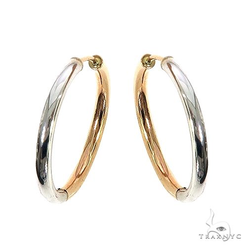 14K Two Tone Hoop Earring 66561 - Image 1 [FILE:66561_image_01_cbc16950.jpg]