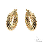 14K Gold Hoop Earrings 66676 - Image 1 [FILE:66676_image_01_1a1ff262.jpg]