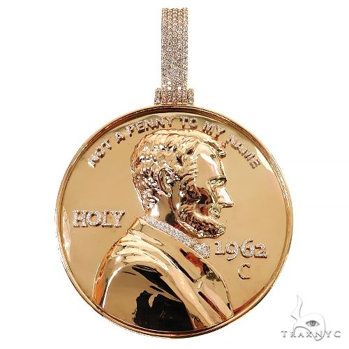 A giant penny in gold