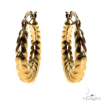 14k yellow gold hoop earrings, 22mm polished round hoops, front-facing view