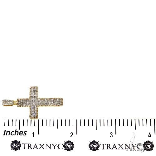 Baguette Diamond Cross Pendant 69954 | TraxNYC