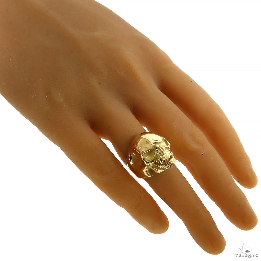 18K Gold Skull Ring 70097 | TraxNYC