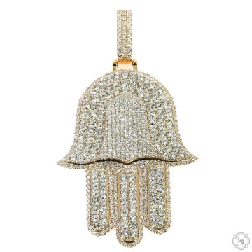 Diamond hamsa hand pendant in gold – front-facing view showing diamond-set palm and finger details