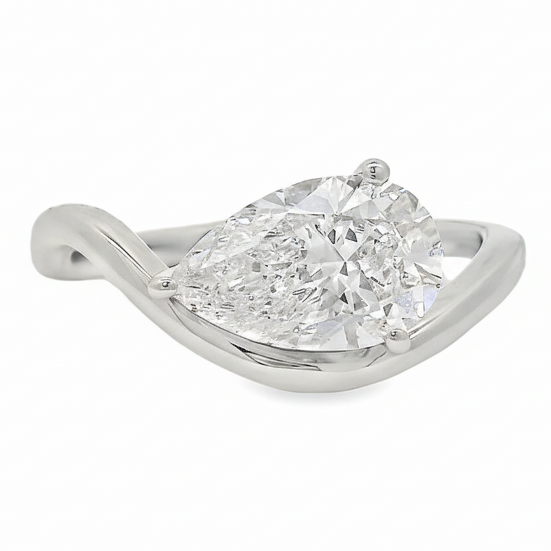 Pear Twist Diamond Ring 70505