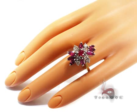 Ladies Flower Ruby Ring 9581 - Image 9