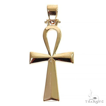 Ankh cross pendant in gold – looped top cross profile, front view
