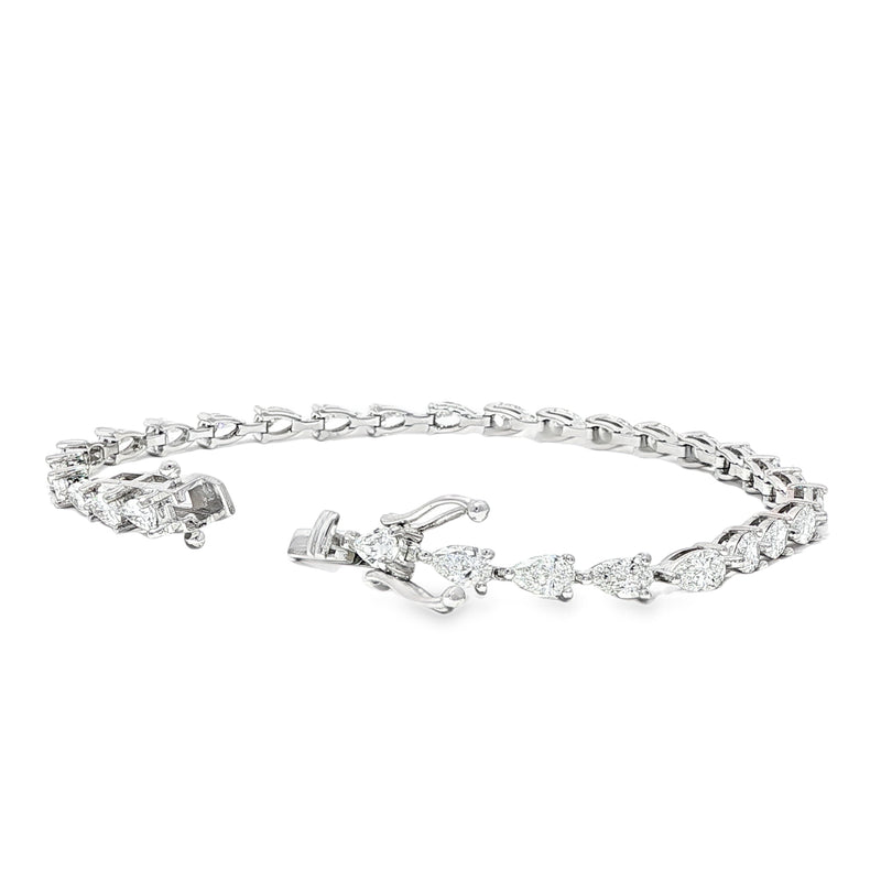 Pear Cut Diamond Tennis Bracelet 71111
