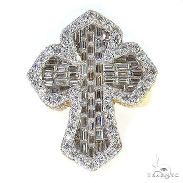Yellow gold men's ring with baguette and round diamonds forming a cross design.