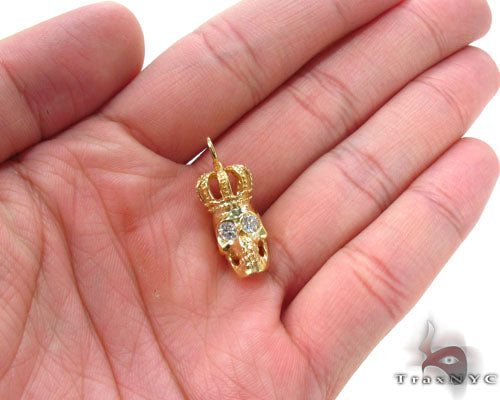 Bezel Diamond Crown Skull Pendant 34380 - Image 8