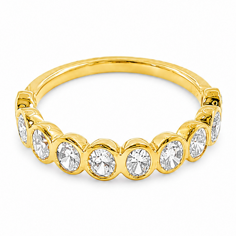 Bezel Luxe Oval Diamond Band 71604