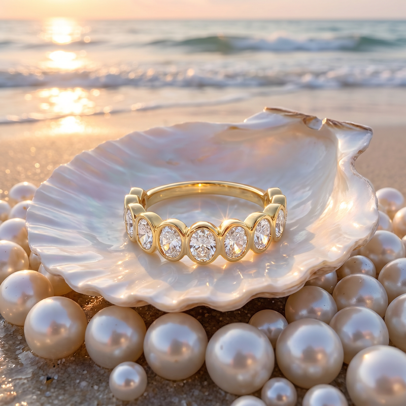 Bezel Luxe Oval Diamond Band 71604