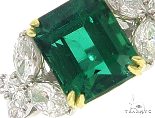Butterfly Emerald Gemstone Diamond Ring 49351 - Image 2