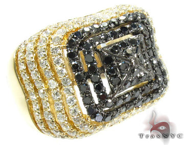Yellow gold men's ring with black and white diamonds in a square, castle moat design.