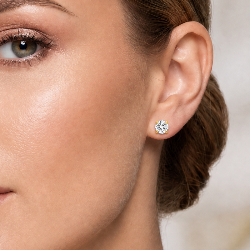 Classic Diamond Stud Earrings 11261