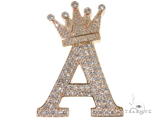 Crowned letter A diamond pendant in yellow gold – front view showing diamond-set letter and crown top