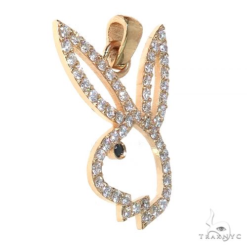 White gold bunny pendant with sparkling diamonds and a black diamond eye