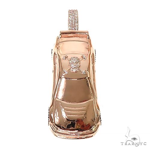 Custom car pendant in 14k yellow gold set with round-cut diamonds – front-facing detail view