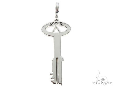 Custom Made Key Pendant With Customize Name 66123 - Image 1